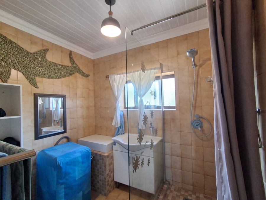 4 Bedroom Property for Sale in Jongensfontein Western Cape